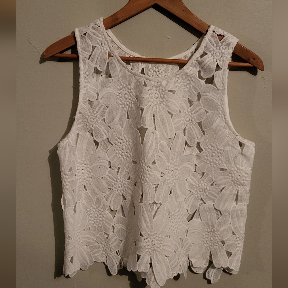 White Floral Lace Sleeveless Top